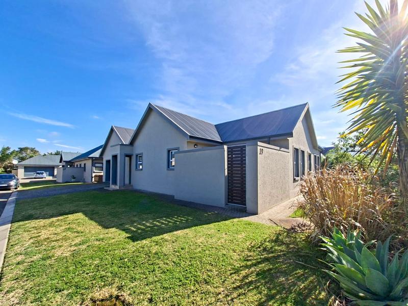 To Let 3 Bedroom Property for Rent in Kraaibosch Country Estate Western Cape